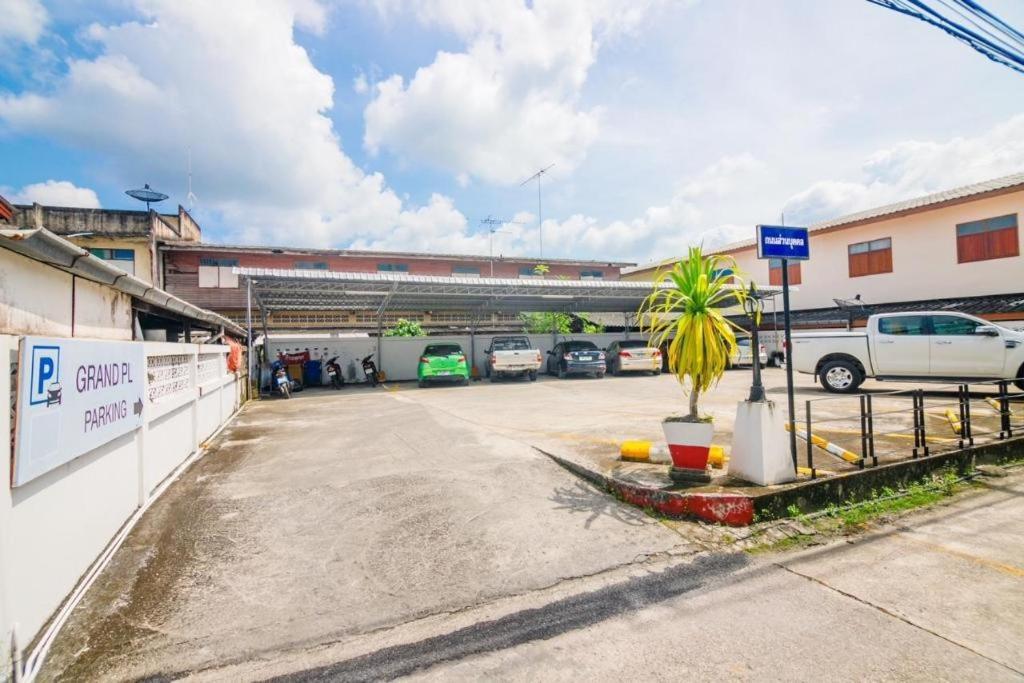 Grand Pl Hotel Phatthalung Exterior foto